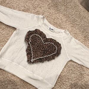 Designer- *Vintage* Denny’s! Random Hearts Leopard Heart Sweatshirt
